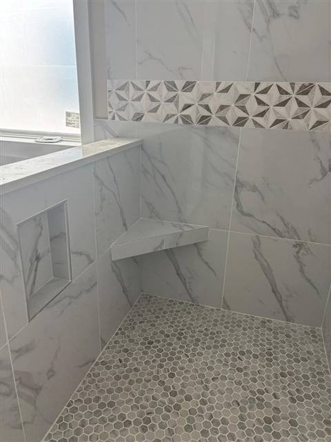 Corner bench and recessed niche